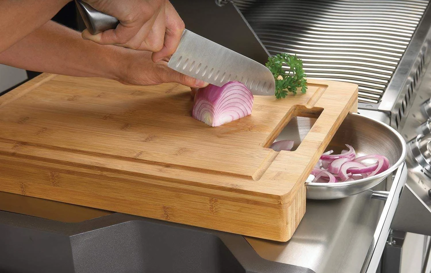 Napoleon 70012 PRO Carving/Cutting Board With Stainless Steel Bowls 2 Napoleon 70012 PRO Carving/Cutting Board With Stainless Steel Bowls - Image 2