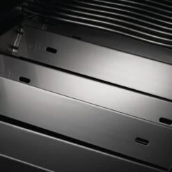 Napoleon BIPRO825RBISS-3 Prestige PRO 825 Built-In Gas Grill With Rotisserie -GrillMaster Pro pro665 3 feat b 07 20 2