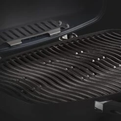 Napoleon TQ285-BL-1 TravelQ Portable Tabletop Gas Grill, Propane -GrillMaster Pro travelq porcelainized cast iron wave cooking grids 1